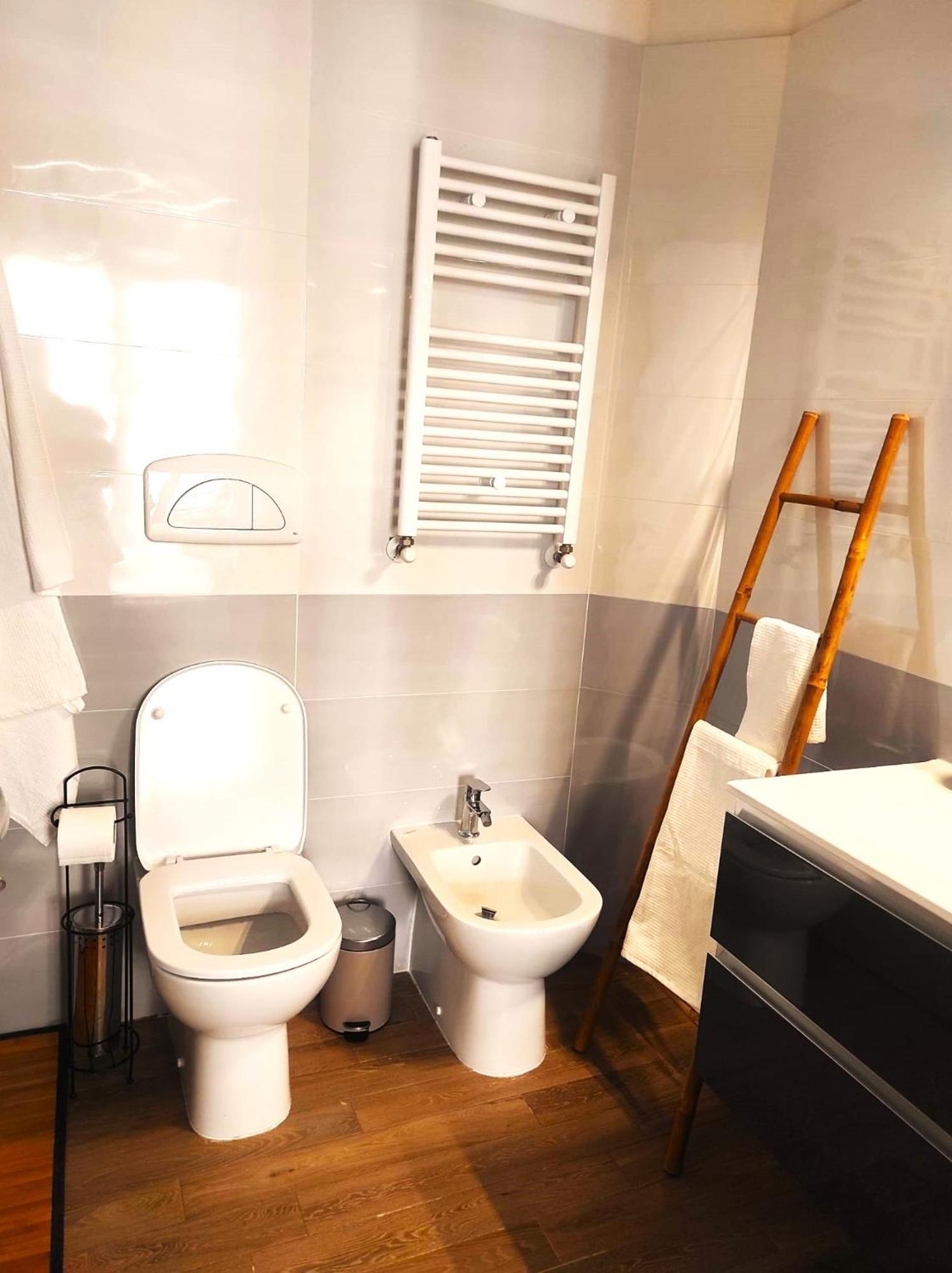 פיומיצ'ינו Michelangelo Airport Suite Room מראה חיצוני תמונה