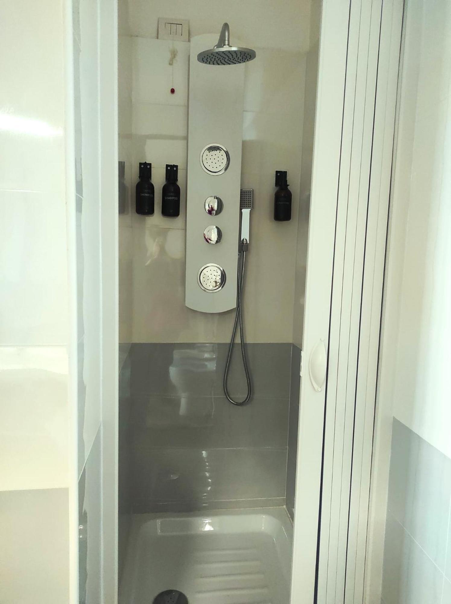 פיומיצ'ינו Michelangelo Airport Suite Room מראה חיצוני תמונה
