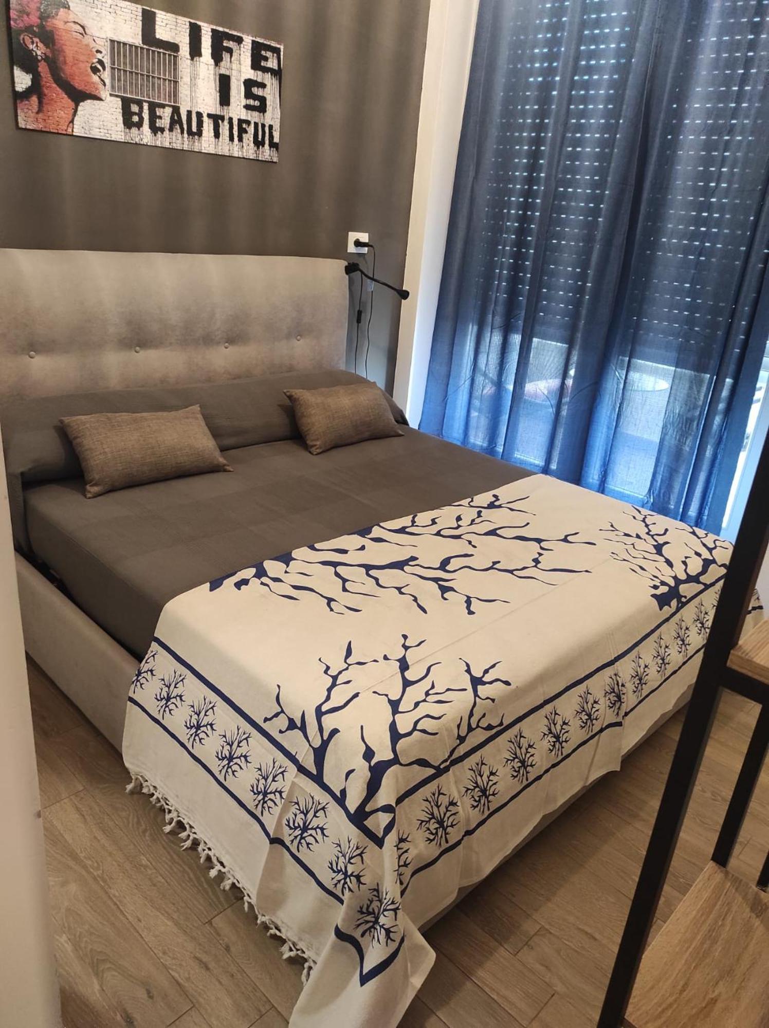 פיומיצ'ינו Michelangelo Airport Suite Room מראה חיצוני תמונה